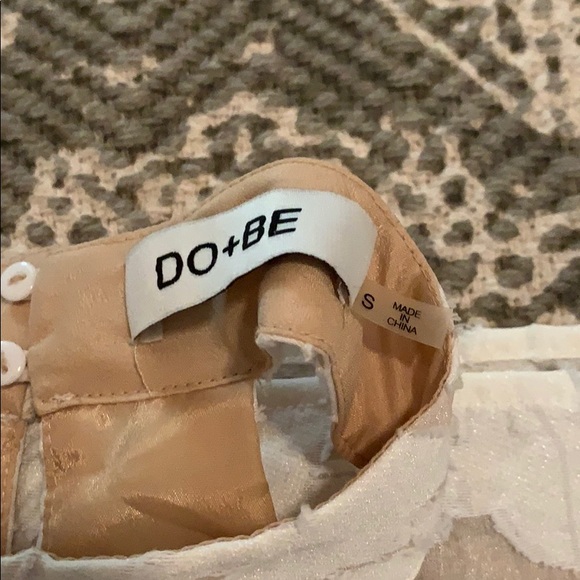 DO + BE White High Neck Shift Dress - Picture 2 of 9